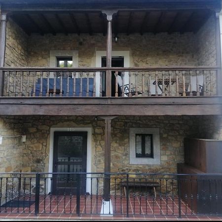 Casa Rural Apartamentos Angel Inguanzo Arenas De Cabrales Екстериор снимка