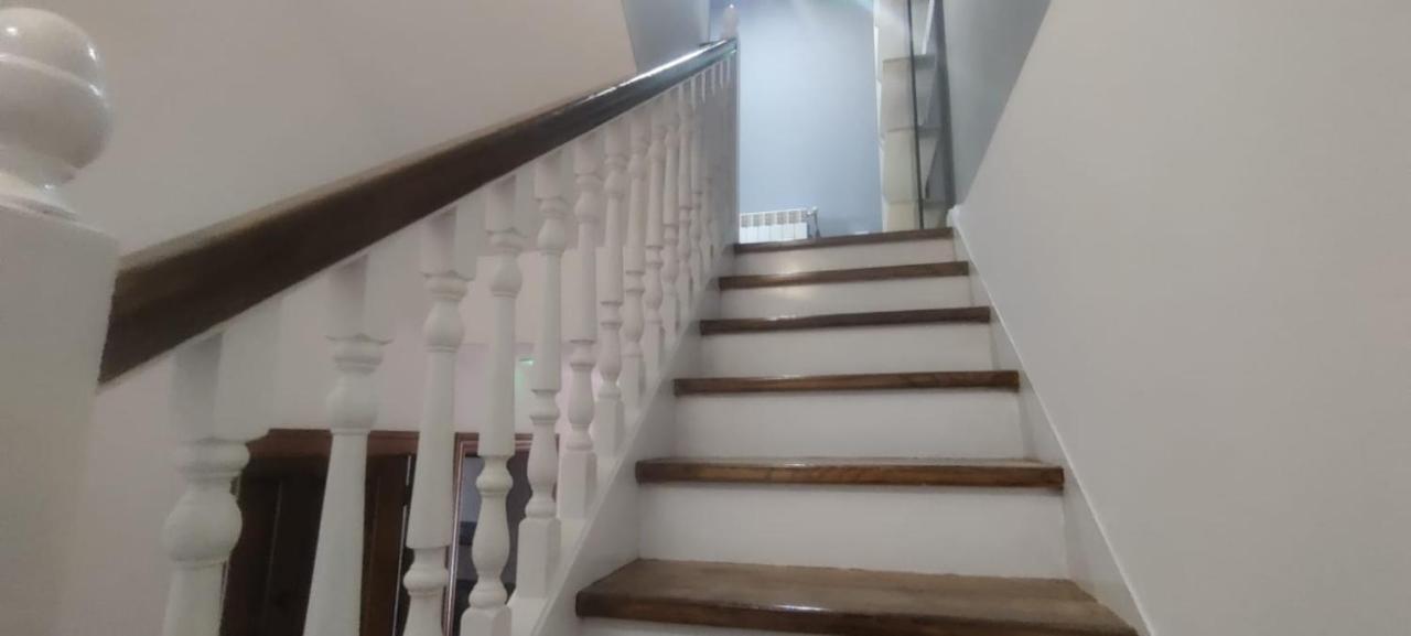 Casa Rural Apartamentos Angel Inguanzo Arenas De Cabrales Екстериор снимка